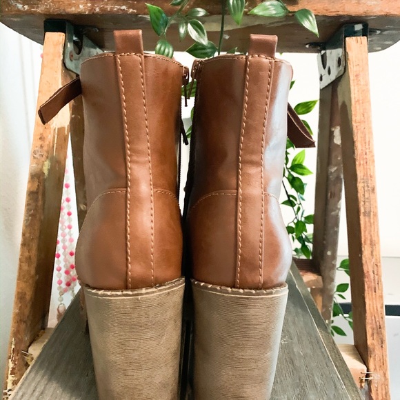JUST IN! 🛍✨ Tan Lace Up Booties - Picture 3 of 5